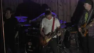 LiVE