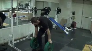 Удержание блинов 50кг на время