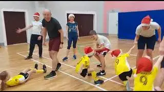 Mikołajkowy piłkarski trening z rodzicami👨‍👦🤸 💛🖤😁 Słupska grupa nr 1. (8 latki i rodzice ⚽🏃‍♂️)