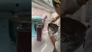 Behind the scenes on order days. All that you don’t see in the videos 