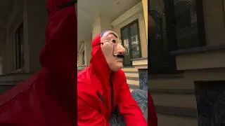 Money Heist vs Police 237 #moneyheist #parkour #police #escape #shorts #goguys