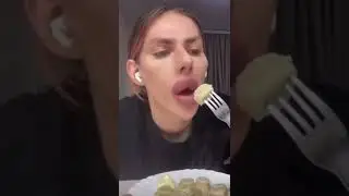 Girl with big lips￼