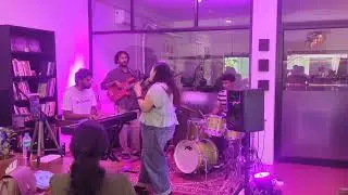 Srie's BessyBop - Água de Beber (Live)