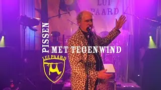 Lui Paard - Pissen met Tegenwind