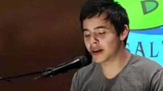 David Archuleta sings 