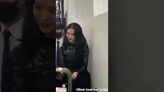 her proud smile when she gave the autograph #jisoo #shorts