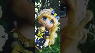 Знакомьтесь это Мая очень дружелюбная и общительная девочка ей срочно нужна подружка