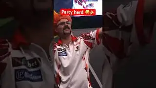 🤩#wild Walk-on Damon Heta 🎉🎉🎯 Darts Dart #shorts 🤩🎯