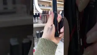TIPs for how to swatch different products in-store! Save for later 💙💋