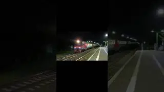 Вечерняя эт2м-109 отправляется со станции Трубниково |#train#поезд#рек#trainspotting#железнаядорога