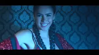 Desacelera Clipe Oficial - Juliana e Bonde do Forró