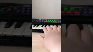 Как я играю на пианино😑😑😑😑😑😑😑😑😑