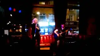 Oasis: Don't Look Back in Anger - Cover - Becsei Timi