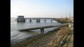 Places to see in ( Canvey Island - UK )