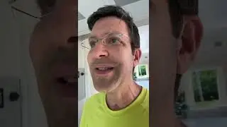 עקרב כחול נתפס על חם בדרך לצוד את גוצ׳י