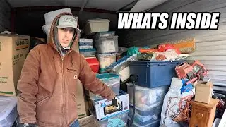 Going Thru Storage Units - We Bought an Abandoned Locker!