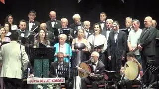 "ÜÇ YIL BENİ SEVDANIN İPEK SAÇLARI SARDI"