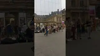 Street music @Paris, FR