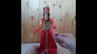 Нарядная добренькая Яга