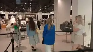 Очереди в  H&M в ТРЦ "МЕГА"