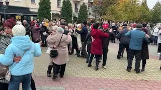Шикарный вокал на танцах в Бресте! СМОТРИМ!!!