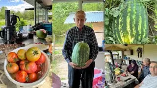 Karpuz topladık domates bamya akşam misafirimiz var akşam yemeği