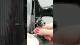 Learn how to thread vintage Singer sewing machine! 