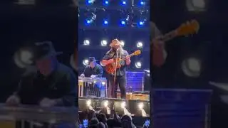 Chris Stapleton live in Toledo Ohio - White Horse #countrymusic #concert