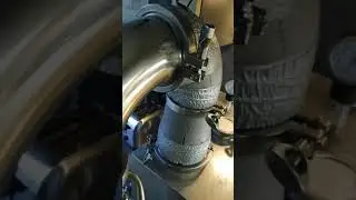 Экономим воду и электричество.)