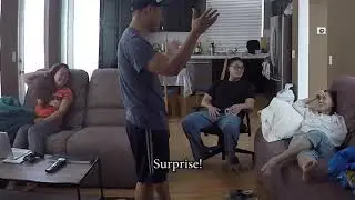 Pregnancy Announcement to Vietnamese Mom
