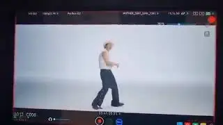 V posted this video on Twitter & immdiately deleted it but ARMYs are fast 🤩