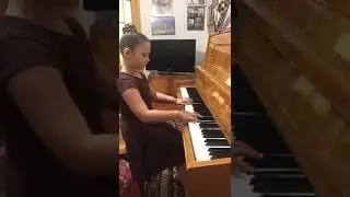 Гадзан Элина 7 лет, посёлок Сартана