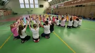 "Jesień  spaceruje" - animacje ze sznurkiem
