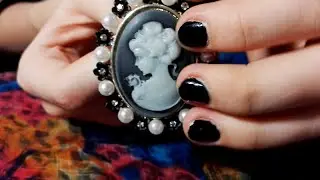 ASMR Close Up Women's Jewelry Tapping & Scratching (No Talking)