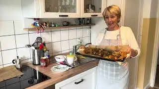 For me; a tasty and healthy dish. I bake chicken with vegetables.