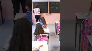 В Швейцарии учителя пожаловались на 11-летних учеников в подгузниках 