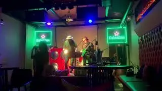 OASIS COVER BY BAND