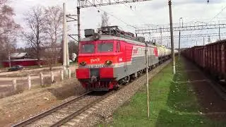 ВЛ10-502 и ВЛ11-326 с грузовыми поездами, платформа Шатурторф