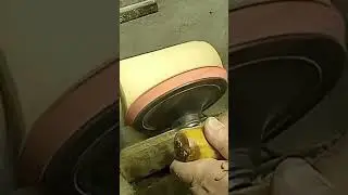 Шлифуем инерционным диском.
