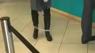 Немного спали трусики