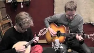 Kantatie 67 (Riku Kettunen, Jyrki Koivisto ja Oakbridge-soittimet)