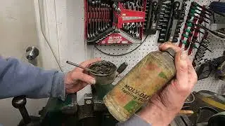 Machinist/toolmakers cutting compound from a professional