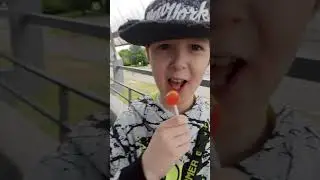 бесконечный чупа-чупс