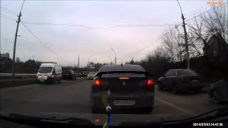 Авария на заперевальной возле 16 больницы Донецк 03 03 2014