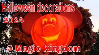 Magic Kingdom Halloween decorations are up!