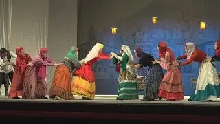 Соперничество Кабато и Ханумы перерастает в настоящую драку... Фрагмент спектакля 