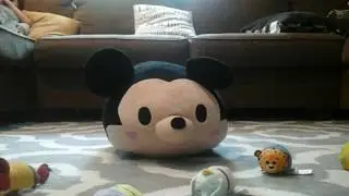 Mickey's First Kiss - A Tsum Tsum Stop Motion