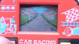Mini Game Car Racing triangular