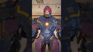 Suiting up Sentinel for a con 