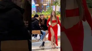 ЧЕ ТАКАЯ РЕАКЦИЯ? / UNDER THE DRESS SURPRISE - LA ELVÍRA 🔥